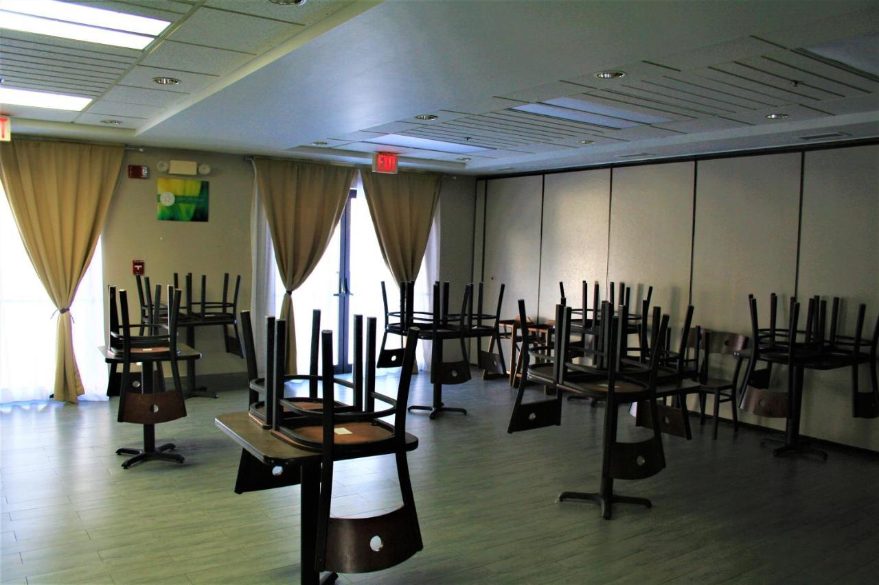 Quality Inn & Suites Kearneysville - Martinsburg Екстер'єр фото
