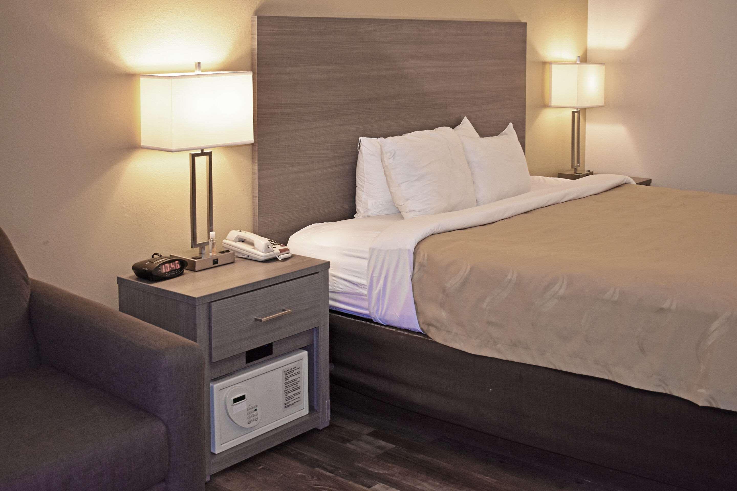 Quality Inn & Suites Kearneysville - Martinsburg Екстер'єр фото
